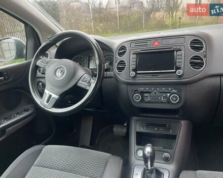 Серый Фольксваген Гольф Плюс, объемом двигателя 1.4 л и пробегом 190 тыс. км за 8950 $, фото 23 на Automoto.ua