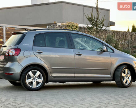 Серый Фольксваген Гольф Плюс, объемом двигателя 1.4 л и пробегом 228 тыс. км за 8599 $, фото 27 на Automoto.ua