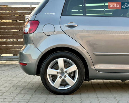 Сірий Фольксваген Golf Plus, об'ємом двигуна 1.4 л та пробігом 228 тис. км за 8999 $, фото 36 на Automoto.ua