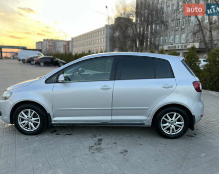Серый Фольксваген Гольф Плюс, объемом двигателя 1.39 л и пробегом 170 тыс. км за 7500 $, фото 9 на Automoto.ua