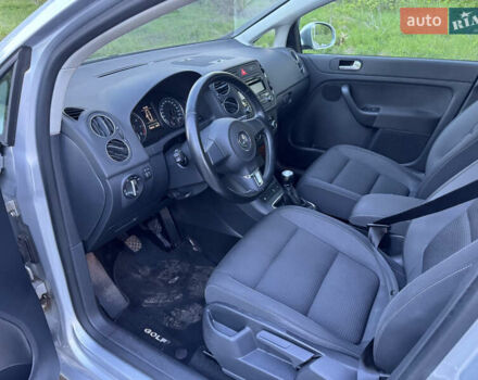 Серый Фольксваген Гольф Плюс, объемом двигателя 1.4 л и пробегом 198 тыс. км за 8200 $, фото 28 на Automoto.ua