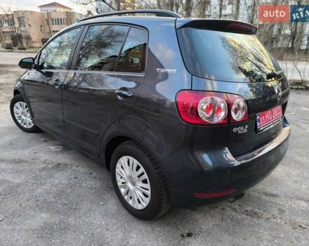 Серый Фольксваген Гольф Плюс, объемом двигателя 1.4 л и пробегом 205 тыс. км за 8750 $, фото 23 на Automoto.ua