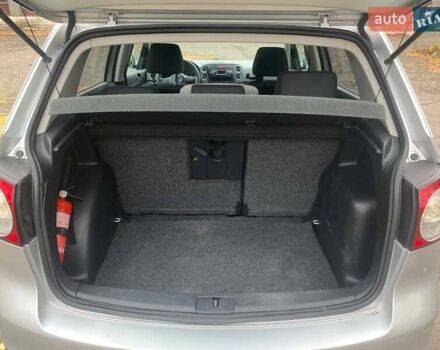 Серый Фольксваген Гольф Плюс, объемом двигателя 1.6 л и пробегом 305 тыс. км за 7600 $, фото 9 на Automoto.ua