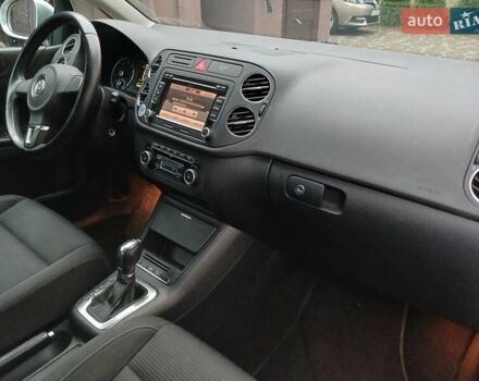 Серый Фольксваген Гольф Плюс, объемом двигателя 1.4 л и пробегом 156 тыс. км за 9500 $, фото 24 на Automoto.ua