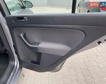 Серый Фольксваген Гольф Плюс, объемом двигателя 1.6 л и пробегом 219 тыс. км за 8199 $, фото 15 на Automoto.ua