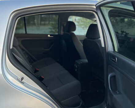 Серый Фольксваген Гольф Плюс, объемом двигателя 1.39 л и пробегом 170 тыс. км за 7500 $, фото 5 на Automoto.ua