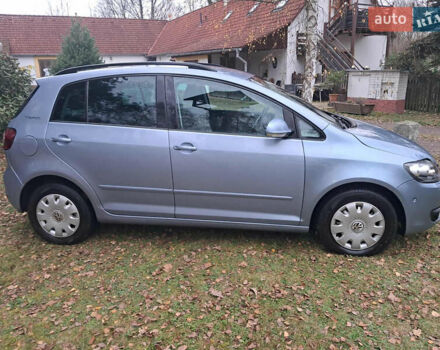 Серый Фольксваген Гольф Плюс, объемом двигателя 1.4 л и пробегом 200 тыс. км за 7300 $, фото 3 на Automoto.ua