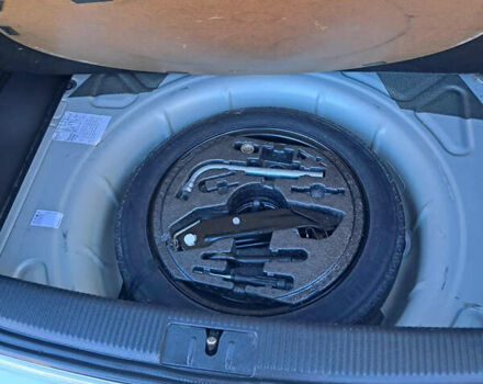 Серый Фольксваген Гольф Плюс, объемом двигателя 1.2 л и пробегом 200 тыс. км за 7000 $, фото 9 на Automoto.ua