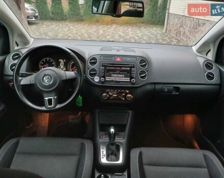 Серый Фольксваген Гольф Плюс, объемом двигателя 1.4 л и пробегом 156 тыс. км за 9500 $, фото 32 на Automoto.ua