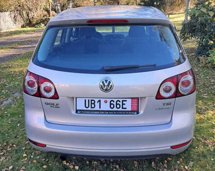 Серый Фольксваген Гольф Плюс, объемом двигателя 1.2 л и пробегом 200 тыс. км за 7000 $, фото 2 на Automoto.ua