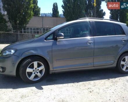 Серый Фольксваген Гольф Плюс, объемом двигателя 1.6 л и пробегом 106 тыс. км за 8600 $, фото 4 на Automoto.ua