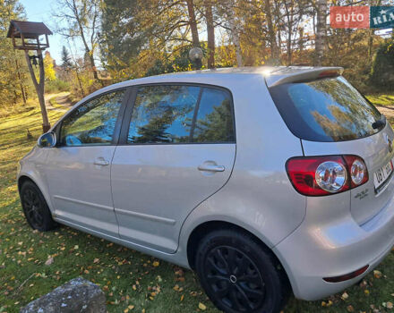 Серый Фольксваген Гольф Плюс, объемом двигателя 1.2 л и пробегом 200 тыс. км за 7000 $, фото 3 на Automoto.ua