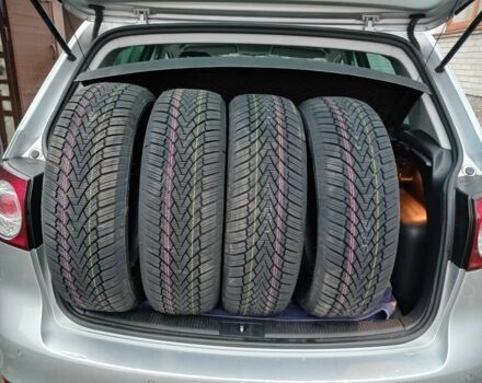 Сірий Фольксваген Golf Plus, об'ємом двигуна 1.4 л та пробігом 156 тис. км за 9500 $, фото 12 на Automoto.ua