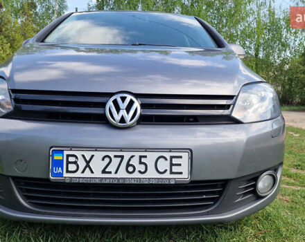 Фольксваген Гольф Плюс 2011 в Житомире на Automoto.ua Серый Фольксваген Гольф Плюс, объемом двигателя 1.6 л и пробегом 280 тыс. км за 7700 $, фото 5 на Automoto.ua