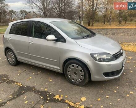 Серый Фольксваген Гольф Плюс, объемом двигателя 1.6 л и пробегом 305 тыс. км за 7600 $, фото 6 на Automoto.ua