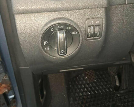 Серый Фольксваген Гольф Плюс, объемом двигателя 1.4 л и пробегом 200 тыс. км за 7300 $, фото 6 на Automoto.ua