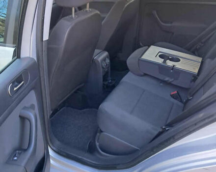 Серый Фольксваген Гольф Плюс, объемом двигателя 1.2 л и пробегом 200 тыс. км за 7000 $, фото 5 на Automoto.ua