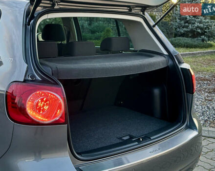 Сірий Фольксваген Golf Plus, об'ємом двигуна 1.4 л та пробігом 228 тис. км за 8999 $, фото 101 на Automoto.ua