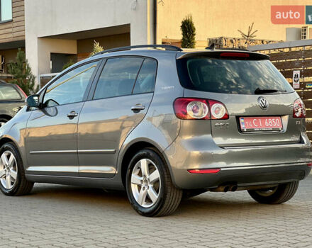 Серый Фольксваген Гольф Плюс, объемом двигателя 1.4 л и пробегом 228 тыс. км за 8599 $, фото 18 на Automoto.ua