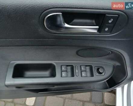 Серый Фольксваген Гольф Плюс, объемом двигателя 1.4 л и пробегом 156 тыс. км за 9500 $, фото 16 на Automoto.ua