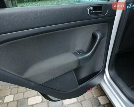 Серый Фольксваген Гольф Плюс, объемом двигателя 1.4 л и пробегом 156 тыс. км за 9500 $, фото 19 на Automoto.ua