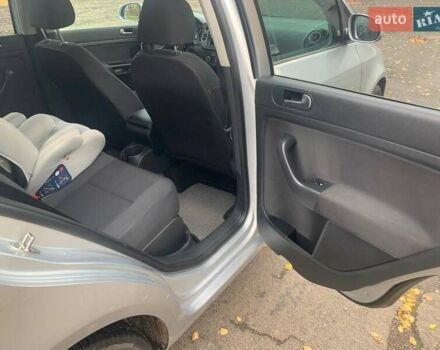 Серый Фольксваген Гольф Плюс, объемом двигателя 1.6 л и пробегом 305 тыс. км за 7600 $, фото 13 на Automoto.ua