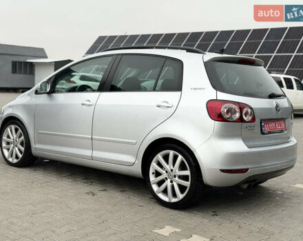 Серый Фольксваген Гольф Плюс, объемом двигателя 1.4 л и пробегом 171 тыс. км за 8800 $, фото 7 на Automoto.ua