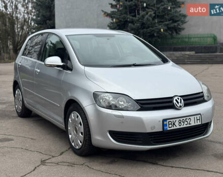 Сірий Фольксваген Golf Plus, об'ємом двигуна 1.6 л та пробігом 260 тис. км за 6850 $, фото 10 на Automoto.ua
