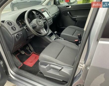 Серый Фольксваген Гольф Плюс, объемом двигателя 1.6 л и пробегом 219 тыс. км за 8199 $, фото 8 на Automoto.ua