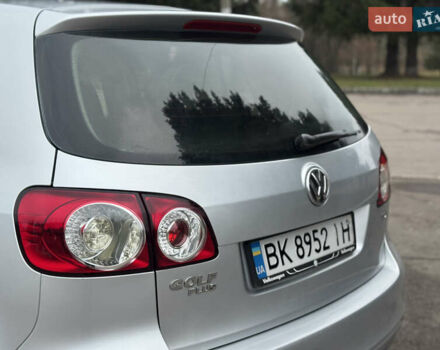 Сірий Фольксваген Golf Plus, об'ємом двигуна 1.6 л та пробігом 260 тис. км за 6850 $, фото 20 на Automoto.ua