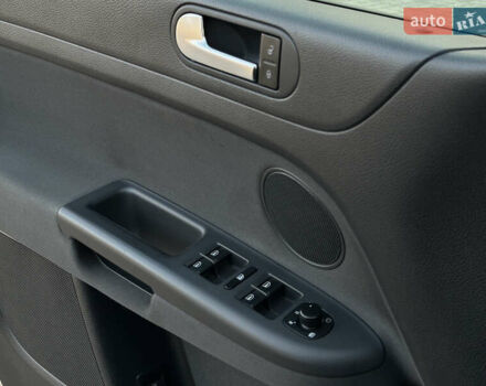 Сірий Фольксваген Golf Plus, об'ємом двигуна 1.4 л та пробігом 228 тис. км за 8999 $, фото 55 на Automoto.ua