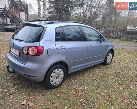 Серый Фольксваген Гольф Плюс, объемом двигателя 1.4 л и пробегом 200 тыс. км за 7300 $, фото 4 на Automoto.ua