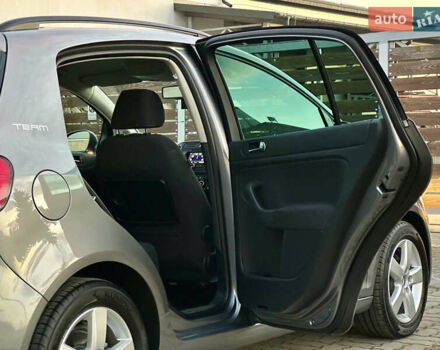 Сірий Фольксваген Golf Plus, об'ємом двигуна 1.4 л та пробігом 228 тис. км за 8999 $, фото 83 на Automoto.ua