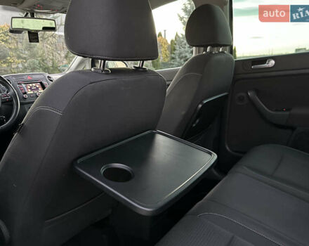 Сірий Фольксваген Golf Plus, об'ємом двигуна 1.4 л та пробігом 228 тис. км за 8999 $, фото 81 на Automoto.ua