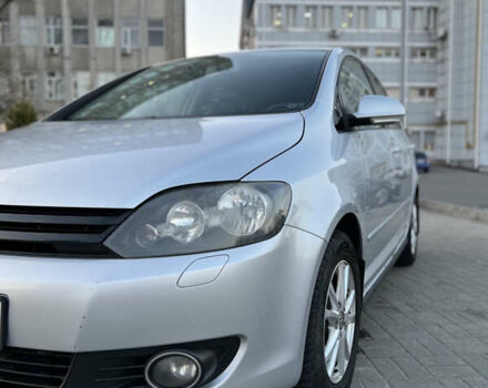 Серый Фольксваген Гольф Плюс, объемом двигателя 1.39 л и пробегом 170 тыс. км за 7500 $, фото 14 на Automoto.ua