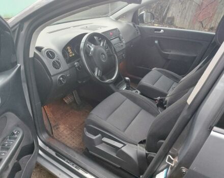 Серый Фольксваген Гольф Плюс, объемом двигателя 2 л и пробегом 323 тыс. км за 8500 $, фото 7 на Automoto.ua