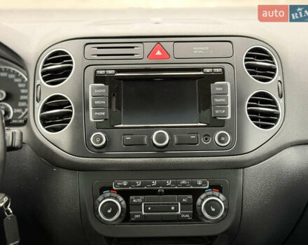 Сірий Фольксваген Golf Plus, об'ємом двигуна 1.4 л та пробігом 171 тис. км за 9200 $, фото 34 на Automoto.ua