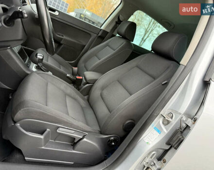 Сірий Фольксваген Golf Plus, об'ємом двигуна 1.4 л та пробігом 171 тис. км за 9200 $, фото 42 на Automoto.ua