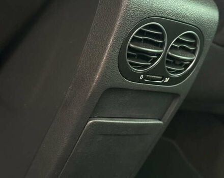 Серый Фольксваген Гольф Плюс, объемом двигателя 1.4 л и пробегом 171 тыс. км за 8800 $, фото 68 на Automoto.ua