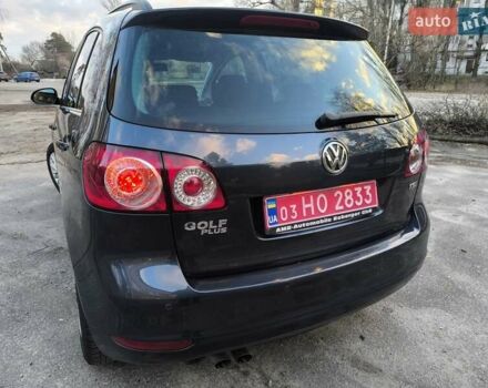 Серый Фольксваген Гольф Плюс, объемом двигателя 1.4 л и пробегом 205 тыс. км за 8750 $, фото 3 на Automoto.ua