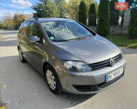 Фольксваген Гольф Плюс 2011 в Луцке на Automoto.ua Серый Фольксваген Гольф Плюс, объемом двигателя 1.6 л и пробегом 237 тыс. км за 7900 $, фото 12 на Automoto.ua