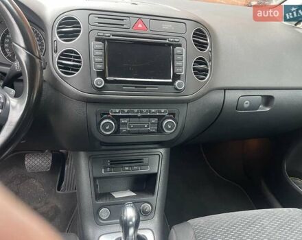 Серый Фольксваген Гольф Плюс, объемом двигателя 1.4 л и пробегом 190 тыс. км за 8950 $, фото 25 на Automoto.ua