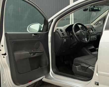 Серый Фольксваген Гольф Плюс, объемом двигателя 1.4 л и пробегом 171 тыс. км за 8800 $, фото 43 на Automoto.ua