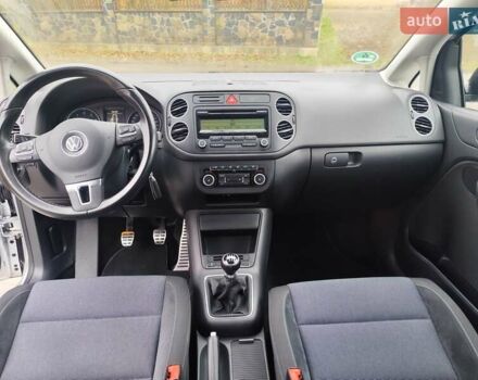 Серый Фольксваген Гольф Плюс, объемом двигателя 1.4 л и пробегом 193 тыс. км за 7200 $, фото 14 на Automoto.ua