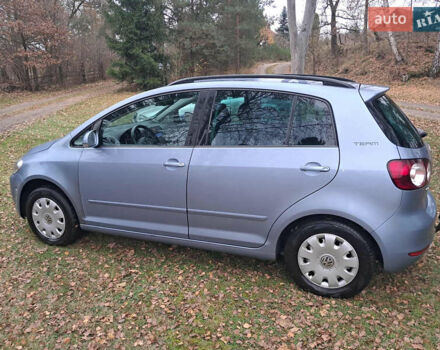 Серый Фольксваген Гольф Плюс, объемом двигателя 1.4 л и пробегом 200 тыс. км за 7300 $, фото 2 на Automoto.ua