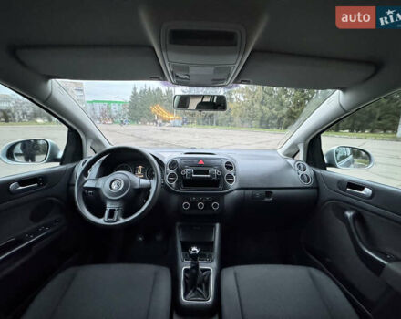 Сірий Фольксваген Golf Plus, об'ємом двигуна 1.6 л та пробігом 260 тис. км за 6850 $, фото 65 на Automoto.ua