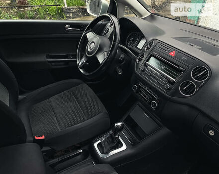 Серый Фольксваген Гольф Плюс, объемом двигателя 1.4 л и пробегом 146 тыс. км за 8200 $, фото 20 на Automoto.ua