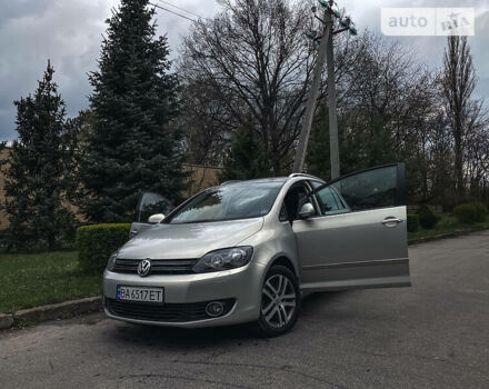 Серый Фольксваген Гольф Плюс, объемом двигателя 1.4 л и пробегом 146 тыс. км за 8200 $, фото 2 на Automoto.ua