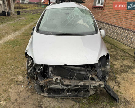 Серый Фольксваген Гольф Плюс, объемом двигателя 1.6 л и пробегом 160 тыс. км за 3700 $, фото 6 на Automoto.ua