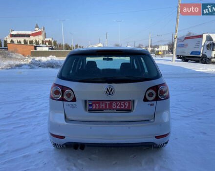 Серый Фольксваген Гольф Плюс, объемом двигателя 1.4 л и пробегом 235 тыс. км за 8300 $, фото 5 на Automoto.ua